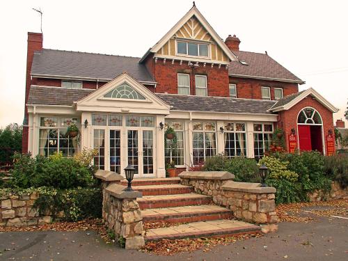 The Punchbowl Inn - Accommodation - Thorne