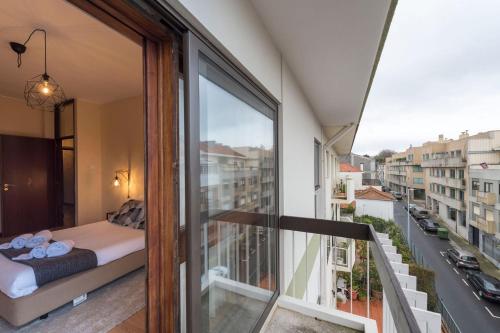LovelyStay - Serralves Apartment with Free Parking