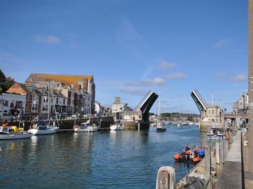 Old Harbour View WEYMOUTH - image 14