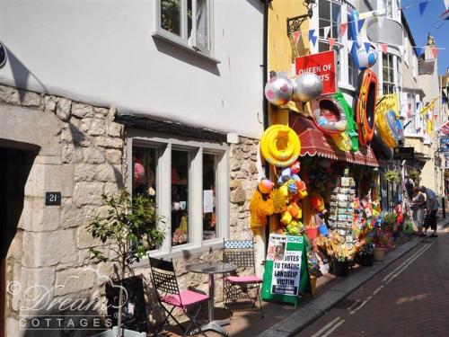 Rupert Cottage WEYMOUTH - image 3
