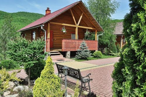 Cottage with Fireplace