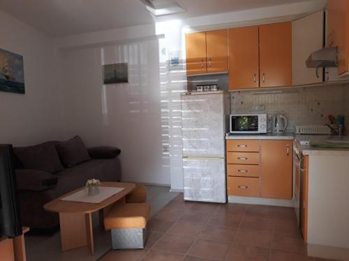  Apartman Terezija, Pension in Vir