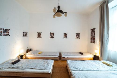  a SZOBA apartman in Pécs
