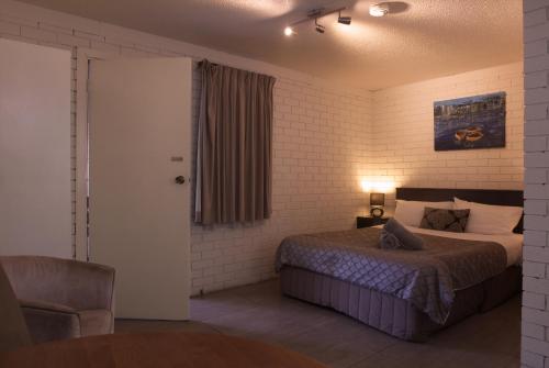 唐可瑞汽车旅馆