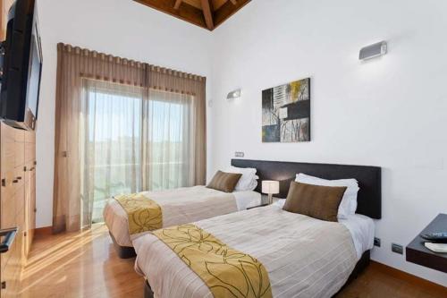  Vale do Lobo Apartment Sleeps 4 Air Con T635210 in Vale do Lobo