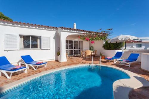  Vale do Lobo Villa Sleeps 4 Pool Air Con T480229, Unterkunft in Vale do Lobo