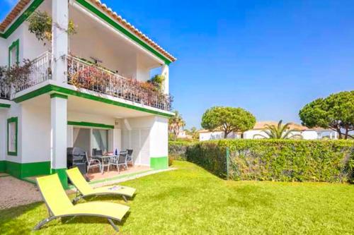  Quinta do Lago Apartment Sleeps 4 Air Con T607821, Unterkunft in Quinta do Lago