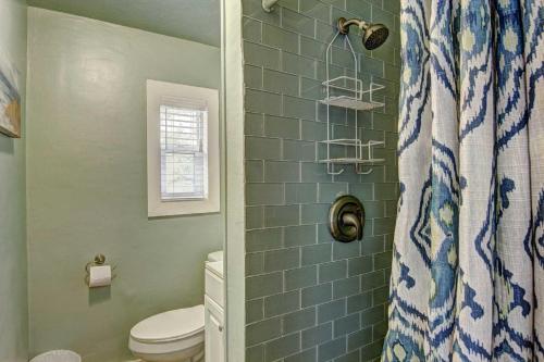 Seafoam Cottage - image 5
