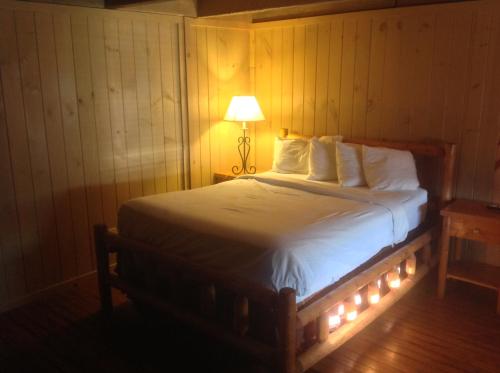 The Smoke House Lodge - image 2