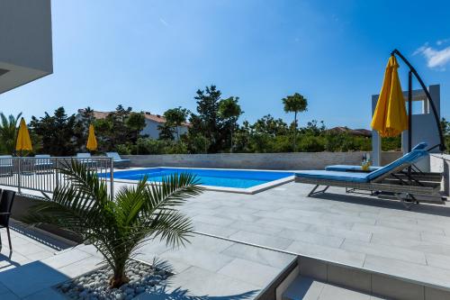 ระเบียง/ชานเรือน, Apartments & Rooms Villa Casia in โนวัลจา