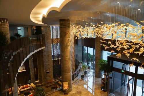 Yantai Meiya International ApartHotel (Previous Ramada Plaza)