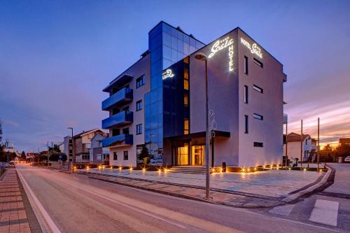 Ieeja, Hotel Scala d'Oro in Vodiče