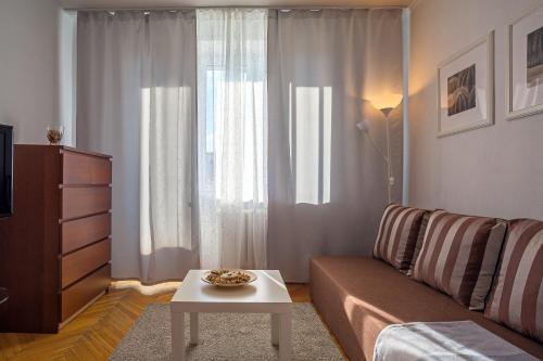 Lux-Apartments 3-Фрунзенская 13 - main image