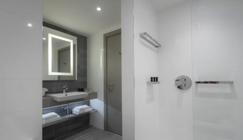 Clayton Hotel Charlemont