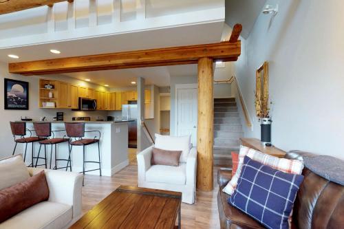 Saddle Ridge B2 - image 8
