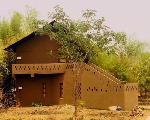 Maati Jungle Lodge By Beyond Stay Bandhavgarh