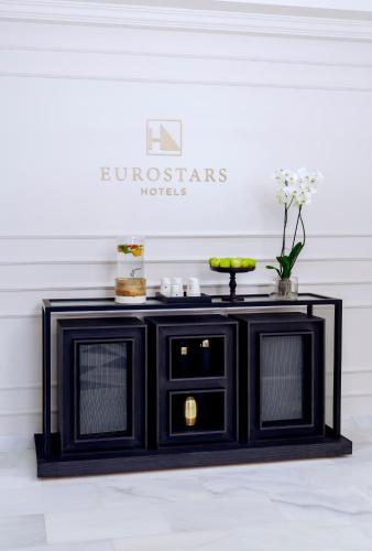 Eurostars Puerta Real