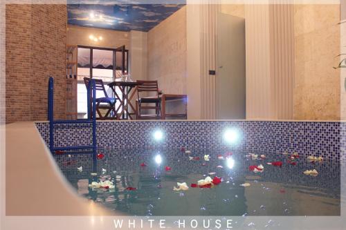 White House