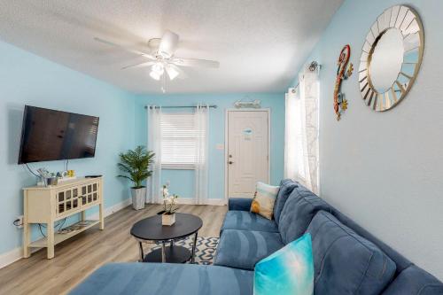 Hidden Paradise - Blue Suite - image 5