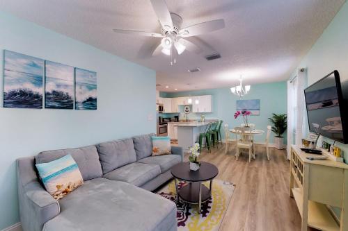 Hidden Paradise - Green Suite - image 6