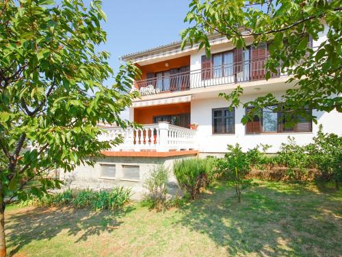  Apartment Äuka in Njivice
