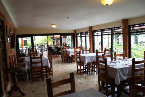 El Oasis Hotel y Restaurante - 레스토랑