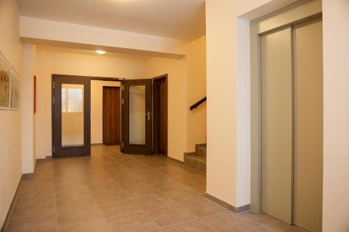 Apartmán Skalnička - Tatranská Lomnica - image 3