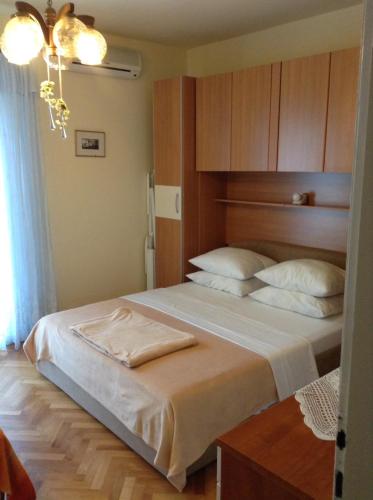  Guest House Luce Roses in Mlini