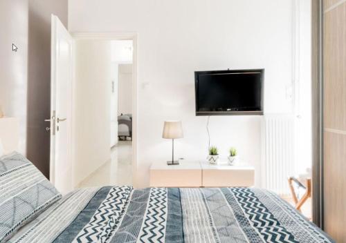 Apartment Socrates in Central Athens - image 4