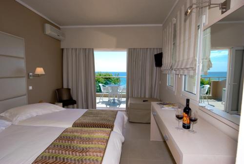 Superior Twin Room with Sea View