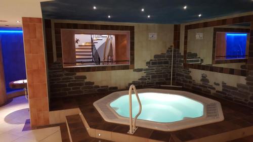 Hot tub, Hotel Europa in Saas-Fee
