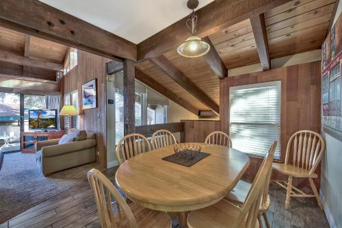 Slt Home Private Beach Pool & Heavenly Ski Resort Townhouse - image 2