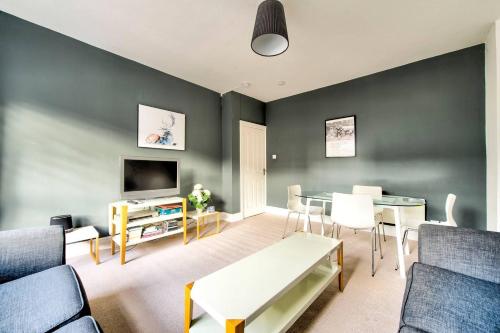 JOIVY Bright 1 bed flat, close to Princess Street, Edimburgo (foto 5)