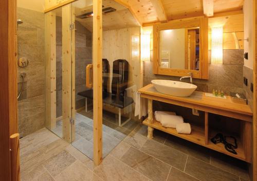 174456562 Dolomites Living Hotel Tirler
