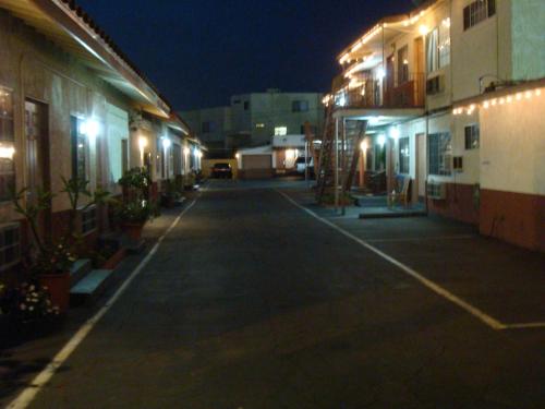 American Inn - image 5