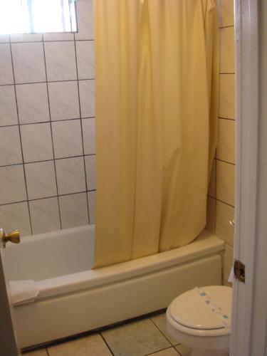 American Inn Motel El Monte – Los Angeles, CA