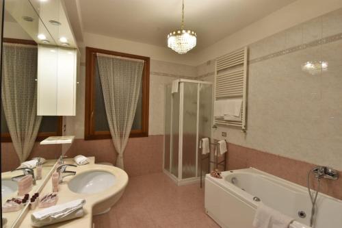 Ca' del Cinema B&B - image 10