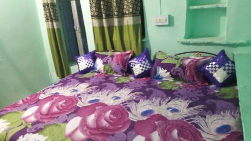 Bhavyam HomeStay &Cafe BackPackers ko