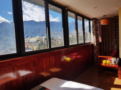 Anise Sapa Hotel - Tap to explore photos