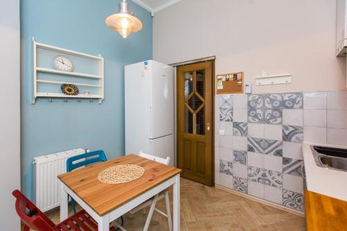 Light and spacious Apartment on Gazova Str - image 8