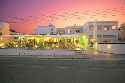 Euronapa Hotel Apartments 