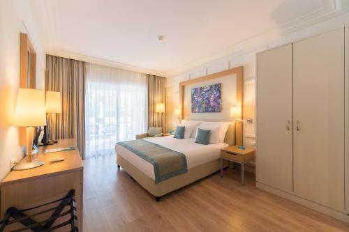 Turquoise Hotel - image 13