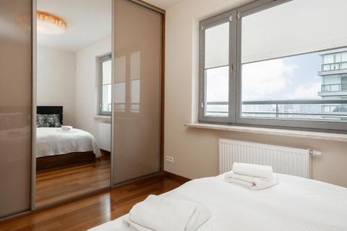 Warsaw Promenada Family Apartment by Noclegi Renters, Varšava (fotografie 8)