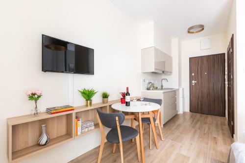Rent like home - Pawia 51 - image 2
