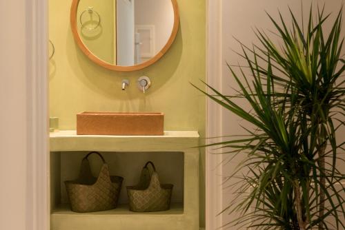 Ambeli Luxury Villa - image 5