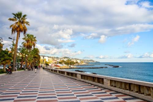 GuestHost - Sanremo Seaside Studio, San Remo
