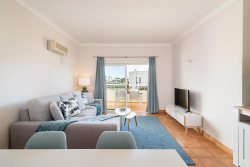  Vila Mós by Algarve Golden Properties in Lagos