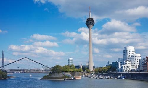 Living Hotel Düsseldorf - image 12