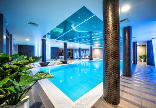 Wellton Riverside SPA Hotel, Ryga