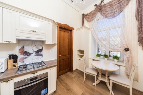 New luxury apartment Troitskay